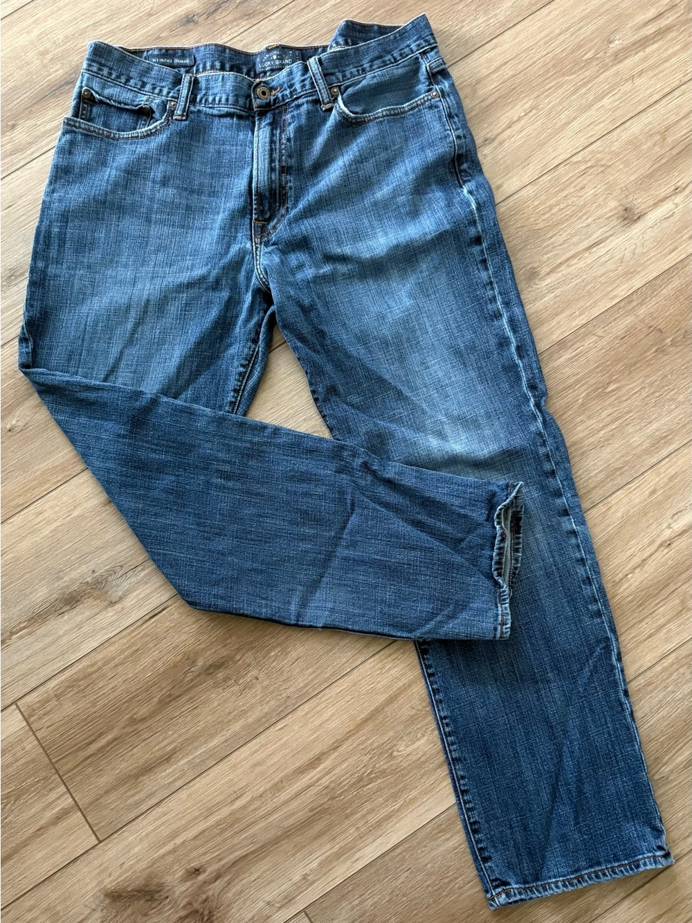 Lucky Brand Men's Straight Leg Blue Jeans